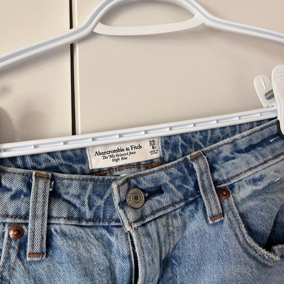 Abercrombie 90s High Rise Relaxed Jeans - Picture 7 of 7